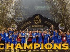 Persib Bandung Bertahan, Persebaya dan Persija Siap Goyang Takhta