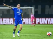 Persib Bandung Buka Musim Lawan Mantan Klub Marc Klok