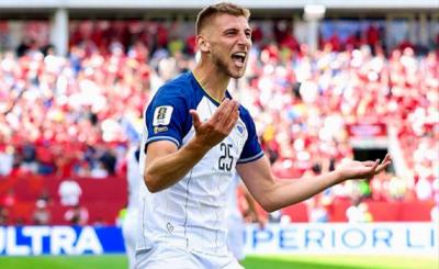 Persib-Bandung-Buru-4-Pemain-Incaran-Sebelum-Bursa-Transfer-2026-Tutup