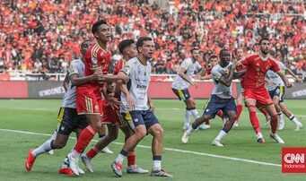Persija Jakarta Kalahkan Persib Bandung 2-1 dalam Drama Menit Akhir di GBK