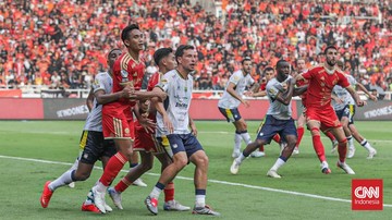 Persija-Jakarta-Kalahkan-Persib-Bandung-2-1-dalam-Drama-Menit-Akhir-di-GBK