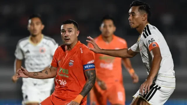 Persija-Jakarta-Menang-Tipis-di-Markas-Borneo-FC-Jeremejeff-Cetak-Gol-Penentu