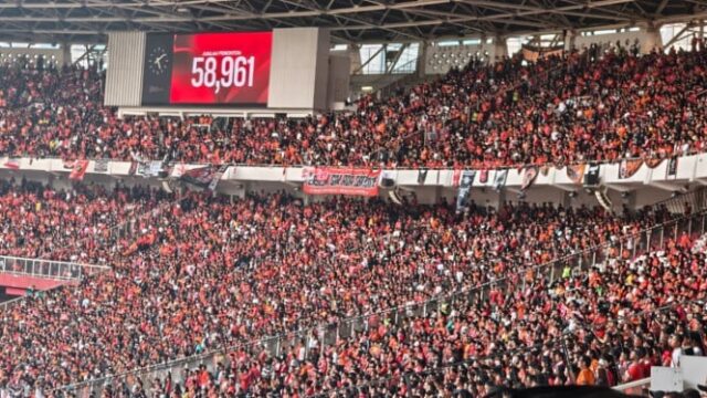 Persija-Kalahkan-Persib-2-1-di-SUGBK-Ivan-Mamut-Pecahkan-Imbang-di-Menit-Akhir