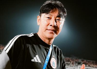 Persija-vs-Persib-Shin-Tae-yong-Minta-Jakmania-Dukung-dengan-Cinta-Bukan-Kekerasan