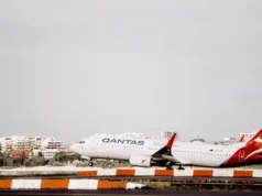 Pesawat Qantas Semburkan Api Usai Lepas Landas, Kru Dinilai Tangani Krisis dengan Tenang