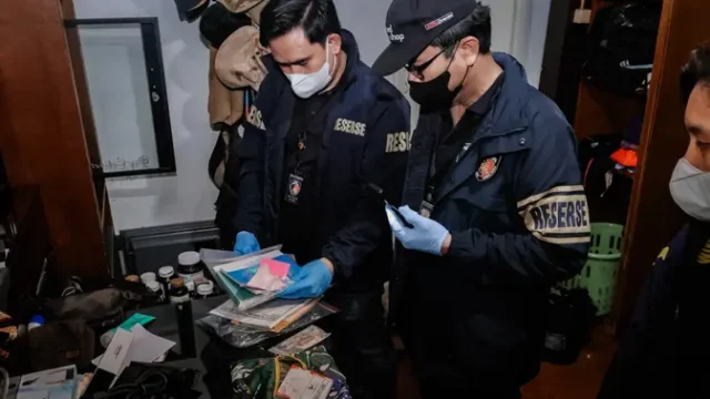 Polisi-Geledah-Sembilan-Lokasi-Terkait-Korupsi-Proyek-Alat-Konstruksi