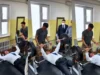 Presiden Mongolia Angkat 100 Kg di Depan Tentara, Aksi Viral di Medsos