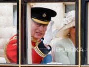 Raja Charles III Peringatkan Ancaman Eksistensial AI
