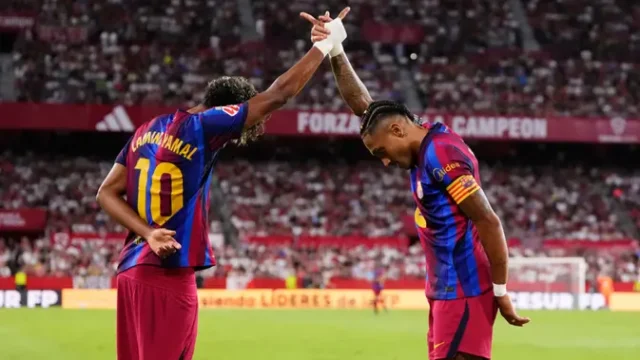 Raphinha-Hattrick-Barcelona-Kalahkan-Sevilla-3-1-di-Kandang-Lawan