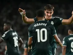 Real Madrid Menang Tipis 3-2 atas Elche, Espi Cetak Gol Penentu di Injury Time