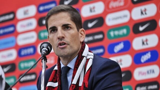 Robert-Moreno-Hadapi-Tudingan-Gunakan-AI-Fokus-Bangun-Kembali-Timnas-Korea-Selatan