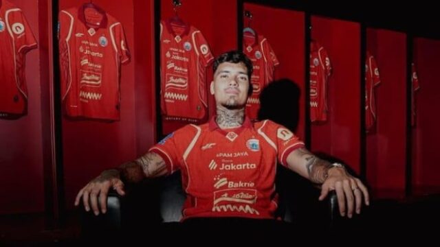 Shayne-Pattynama-Dikabarkan-Bakal-Dipinjam-Arema-FC-Jelang-Tutup-Bursa-Transfer