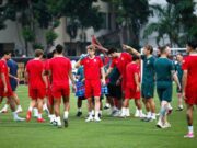 Timnas Indonesia Siap Hadapi Singapura di SUGBK, Verdonk dan James Dipertanyakan