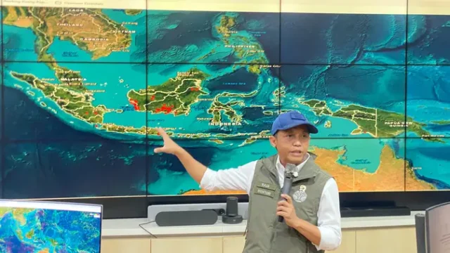 Titik-Panas-di-Sumatera-dan-Kalimantan-Menurun-Menhut-Awasi-Puncak-El-Nino