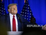Trump Ancam Laporkan Jurnalis NBC ke FCC Usai Komentar Hasil Pemilu Sela