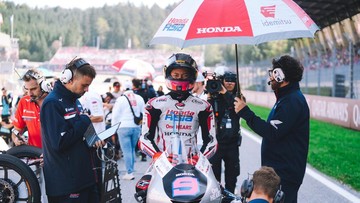 Veda-Ega-Pratama-Bangkit-dari-P19-Tapi-Hukuman-Penalty-Redam-Harapan-Podium-di-Moto3-Austria-2026