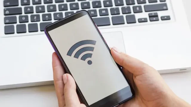 Waspada-Peretasan-Wi-Fi-Hotel-Hindari-Transaksi-Sensitif
