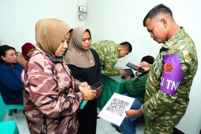 Puspsi TNI Berikan Trauma Healing bagi Relawan TNI dan Persit Penyintas Gempa NTT
