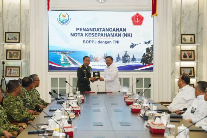 Panglima TNI Tandatangani Nota kesepahaman Dengan Kepala Badan Otorita Pengelola Pantai Utara Jawa