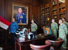 Wadan Kodiklat TNI Anjangsana Ke Kediaman Marsekal TNI (Purn) Fadjar Prasetyo