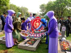 Wakil Panglima TNI Pimpin Ziarah Nasional HUT Ke-81 TNI, Teladani Semangat Juang Para Pahlawan