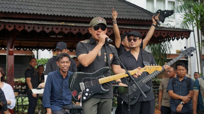 Panglima TNI Hadiri Hit & Eat Kodam Jaya, Perkuat Kebersamaan dengan Masyarakat