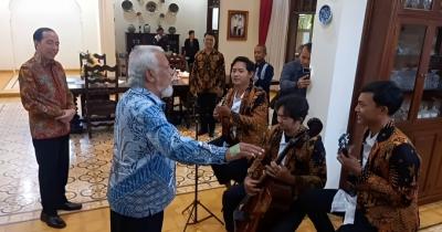 Xanana Gusmao Nyanyikan Bengawan Solo di Rumah Jokowi