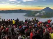 Akses Penanjakan Bromo Dibuka Kembali, Kuota Harian Dibatasi 2.752 Orang