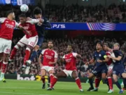 Arsenal Menang Meyakinkan, Bayern Dipermalukan Viking di Norwegia