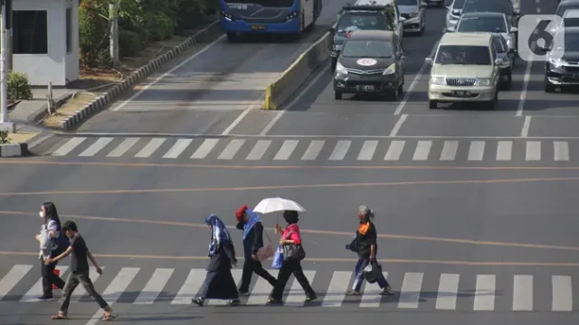 Asap-Kebakaran-Hutan-Menjauh-dari-Jabodetabek-Kualitas-Udara-Masih-Tidak-Sehat-di-Beberapa-Titik