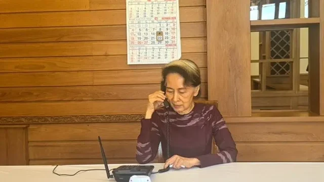 Aung-San-Suu-Kyi-Berbicara-dengan-Putra-Tersayang-Setelah-Lima-Tahun-Terpisah