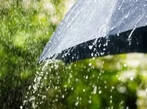 BMKG Prediksi Hujan dan Udara Kabur di Sejumlah Kota pada Selasa