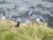Banjir Bandang Hanyutkan Rumah dan 5 Orang Hilang di Nepal