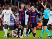Barcelona Gigit Jari, Flick Siap Rotasi Besar Hadapi Alavés