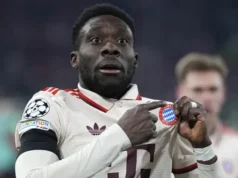 Bayern Teguh Pertahankan Davies, United Cari Jalan Lain di Bek Kiri