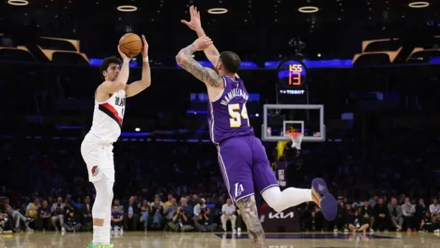 Blazers-Hancurkan-Lakers-di-Overtime-Avdija-dan-Lillard-Bikin-Gempar
