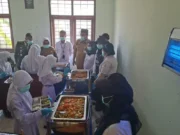Cara Baru Siswa Santap Makan Bergizi Gratis dengan Sistem Prasmanan