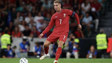 Cristiano-Ronaldo-Dikritik-Effenberg-atas-Keputusan-Lanjutkan-Karier-di-Usia-41