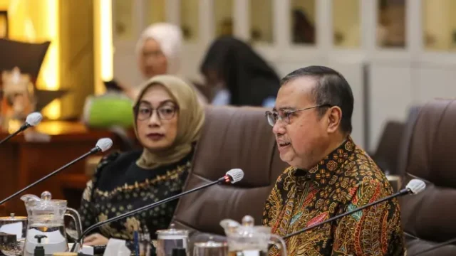 DPR-Desak-Cabut-Izin-Dokter-yang-Cabuli-Anak-Kandung