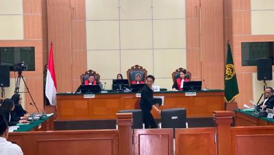 Dian-Sandi-Akui-Belum-Pernah-Lihat-Ijazah-Asli-Jokowi