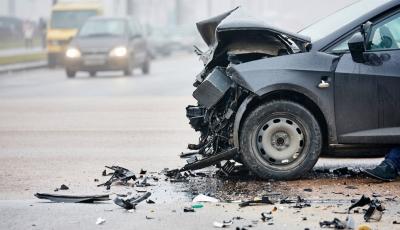 Dua-Mobil-Bertabrakan-di-Rasuna-Said-Satu-Tewas-dan-Lima-Terluka
