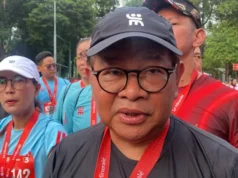 Gubernur DKI Jakarta Jajal Lari 10K, Catat Waktu 1 Jam 49 Menit