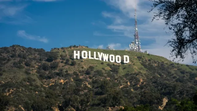 Hollywood-Terbelah-oleh-Daftar-Hitam-Komunis-pada-1947