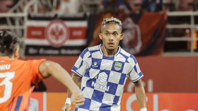 Ikhwan-Tanamal-Bersinar-di-Debut-Asia-Persib-Menang-3-1-atas-Port-FC