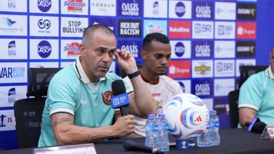 Java-United-Tertahan-1-1-Gol-Gustavo-Dianulir-VAR