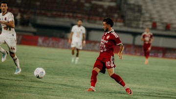 Jay-Herdman-Terlecut-Gelar-Ayah-Debut-Cemerlang-Bersama-Bali-United