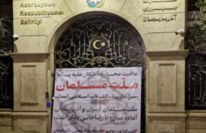 Jilbab Dilarang di Azerbaijan, Zionis Malah Bebas Masuk Kampus