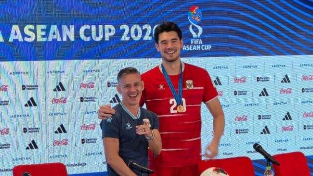 John-Herdman-Bangkit-dari-Diteriaki-Suporter-Bawa-Indonesia-Juara-FIFA-ASEAN-Cup-2026