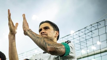 Kevin-Diks-Heran-Gladbach-Kalah-6-Kali-Berturut-turut-dan-Terpuruk-di-Dasar-Bundesliga