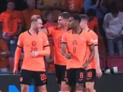 Koopmeiners Cetak Gol & Main Dual Role, Belanda Kalahkan Serbia 2-1